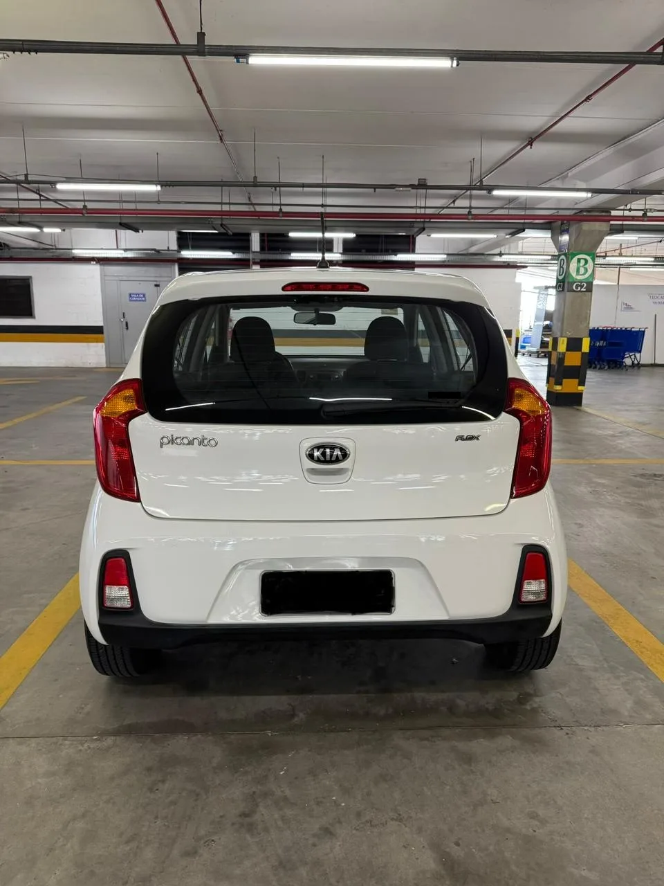 Kia Picanto EX 1.0 Flex 2016 — foto 4 de 10