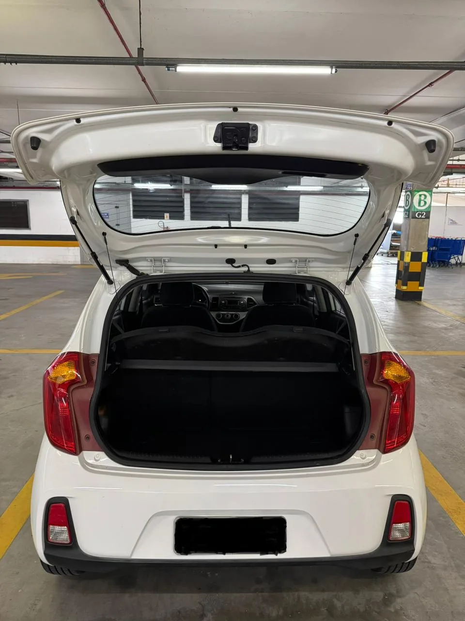 Kia Picanto EX 1.0 Flex 2016 — foto 8 de 10